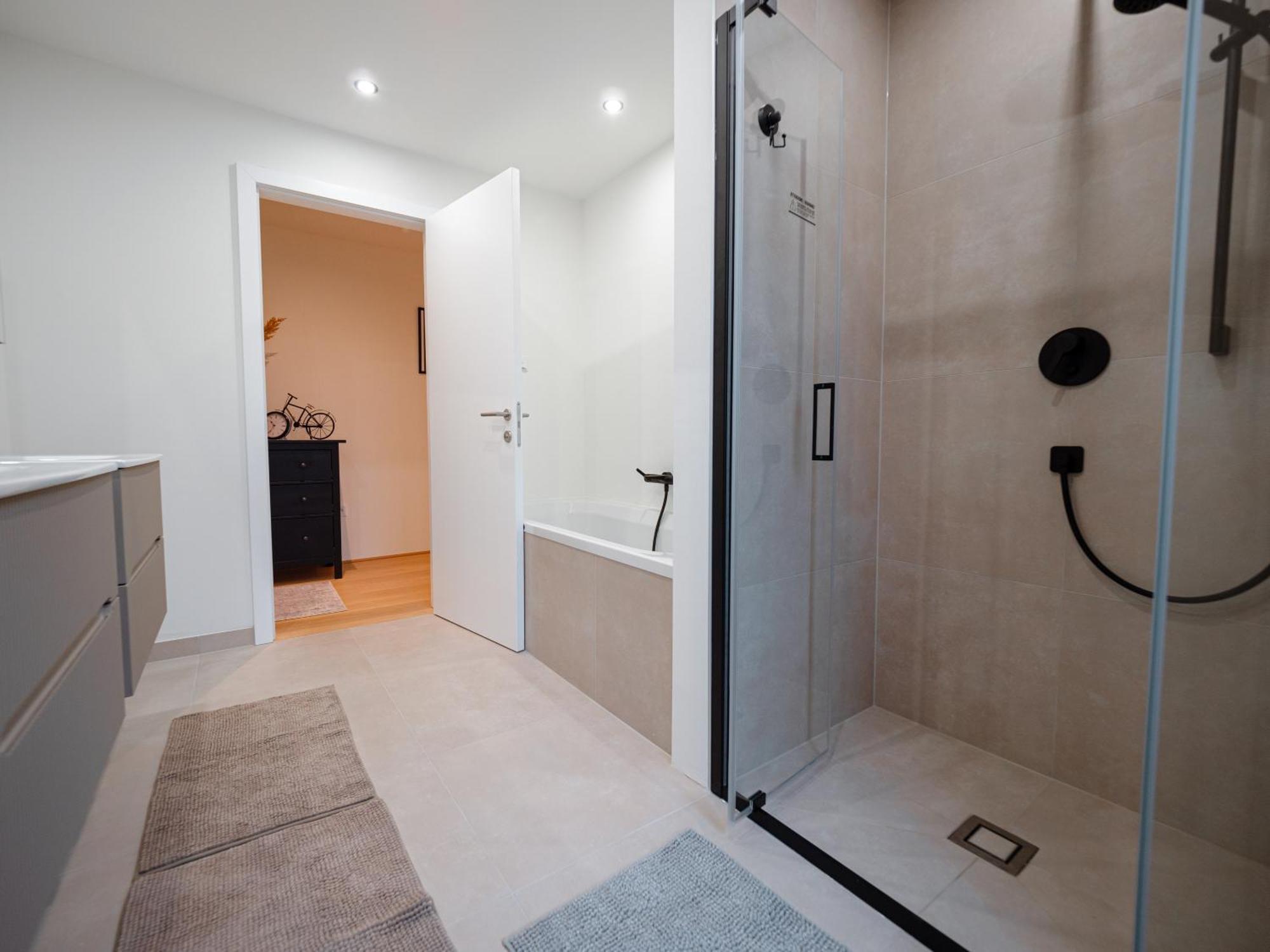 Premium Central Apartment 沃尔特湖畔韦尔登 外观 照片
